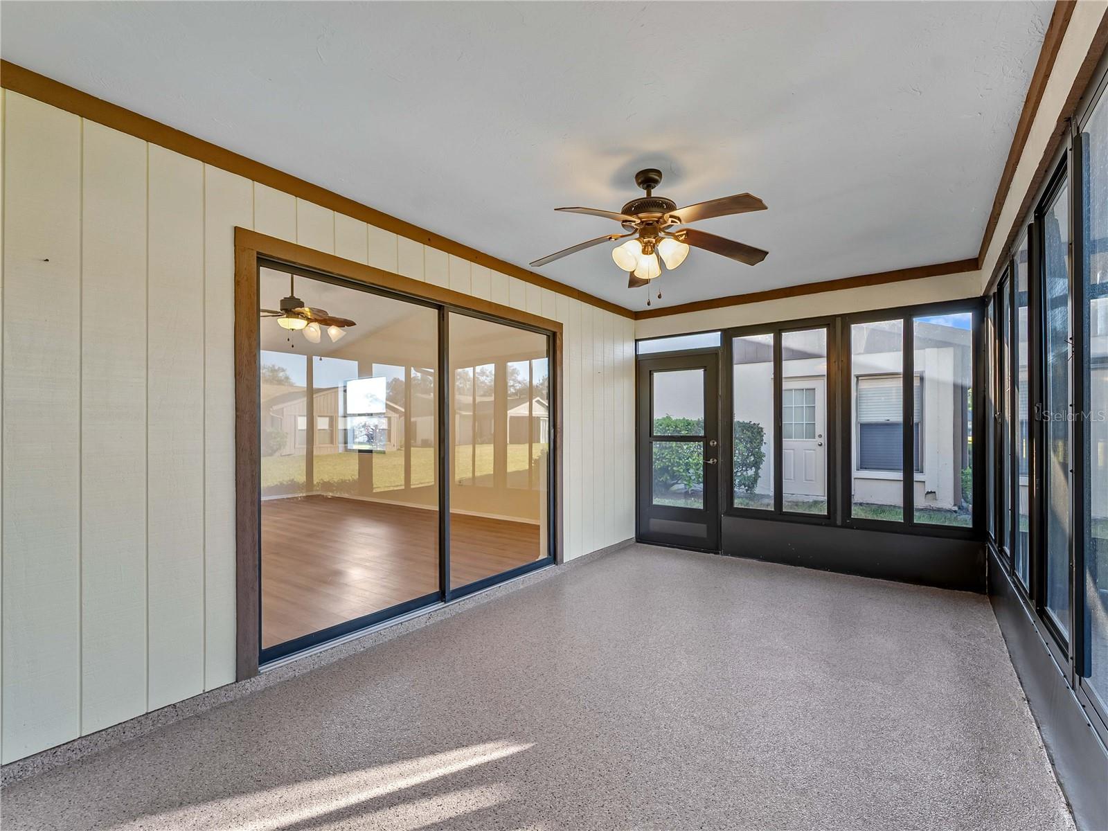 VILLAGE OAKS SEC B - Residential