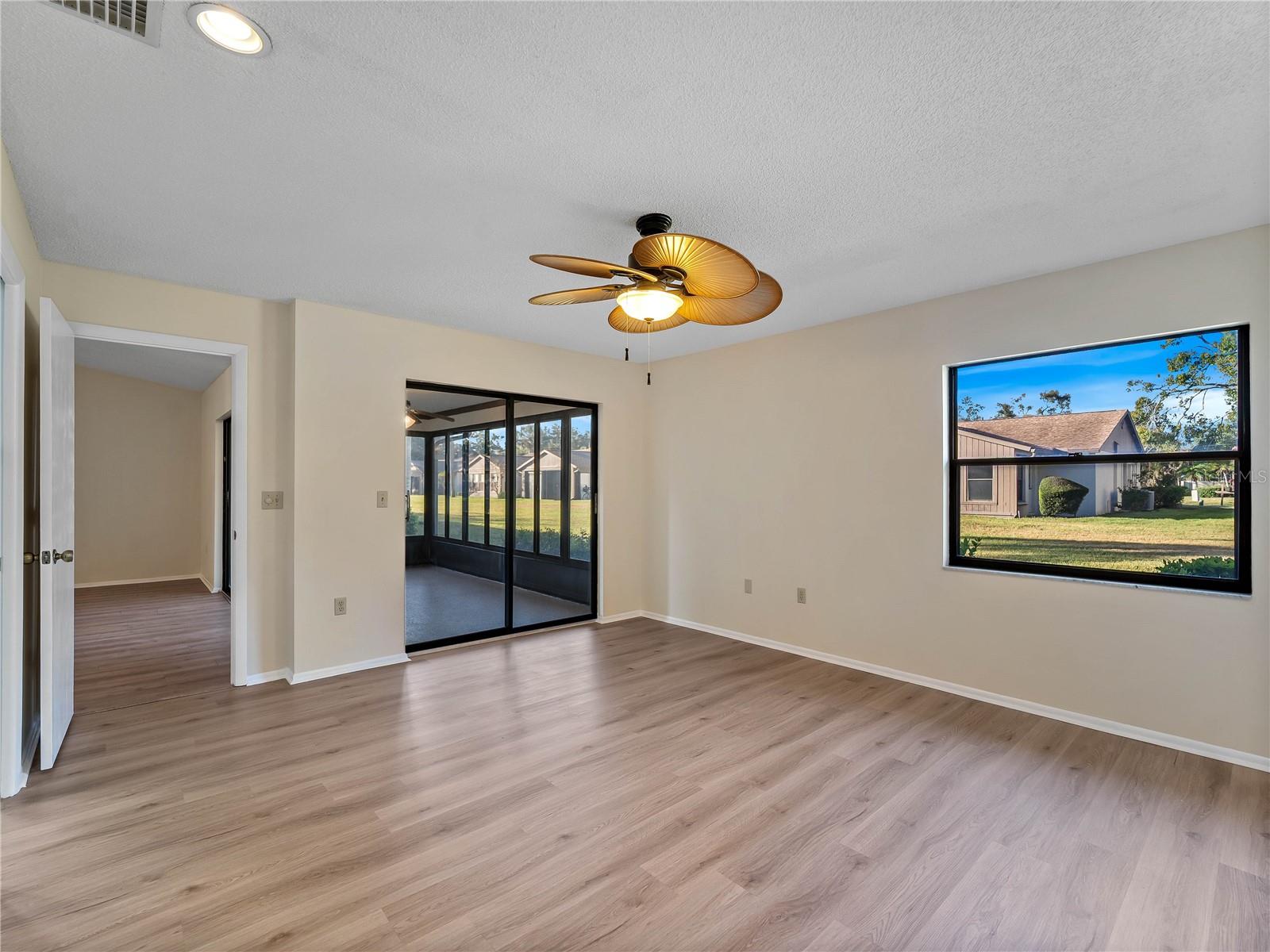 VILLAGE OAKS SEC B - Residential