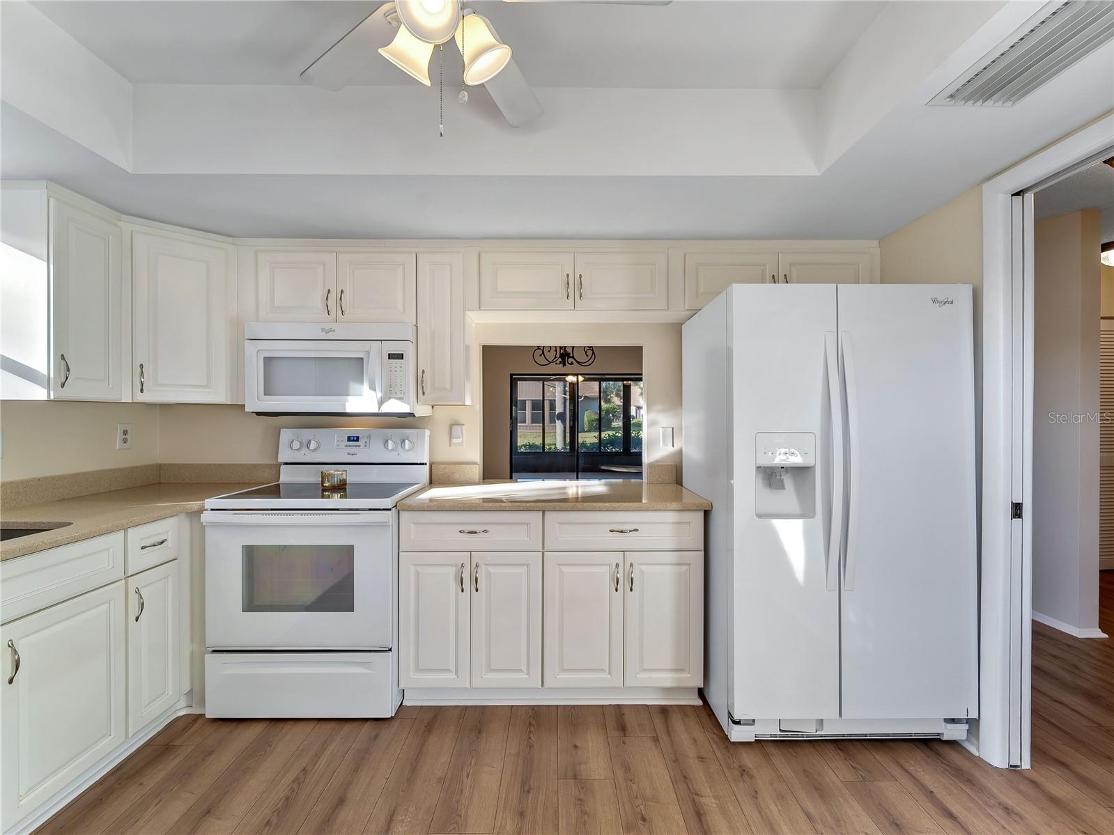 VILLAGE OAKS SEC B - Residential