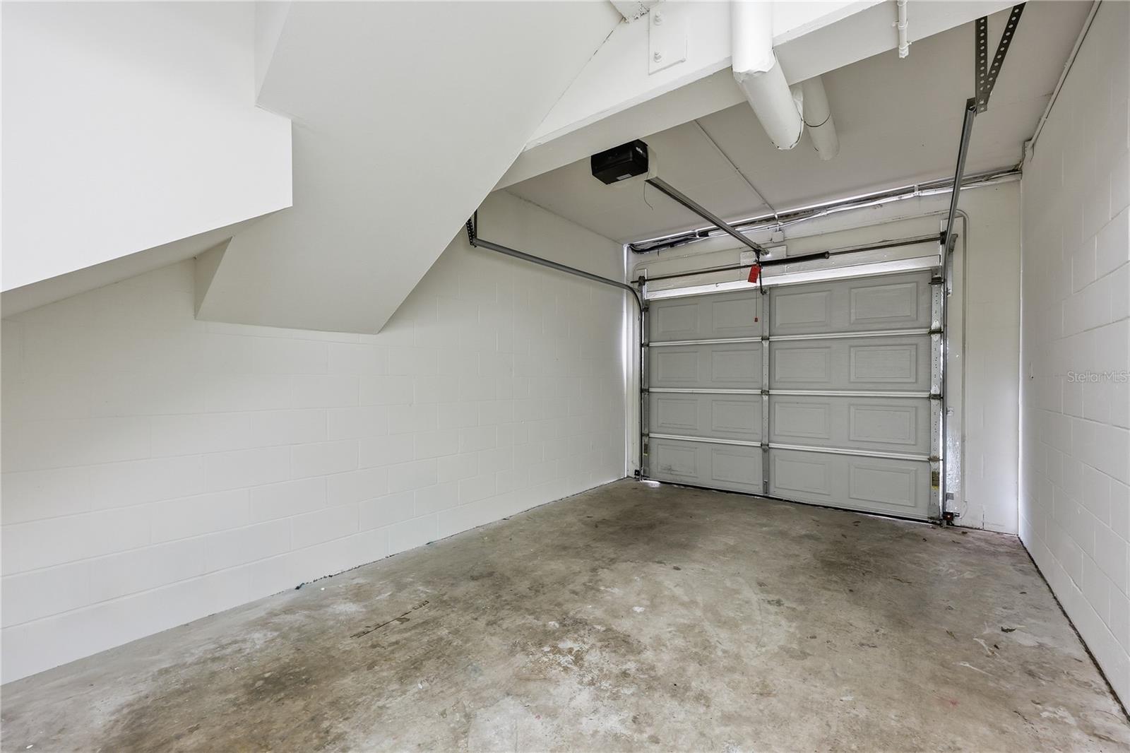 REGENTS PARK - Residential