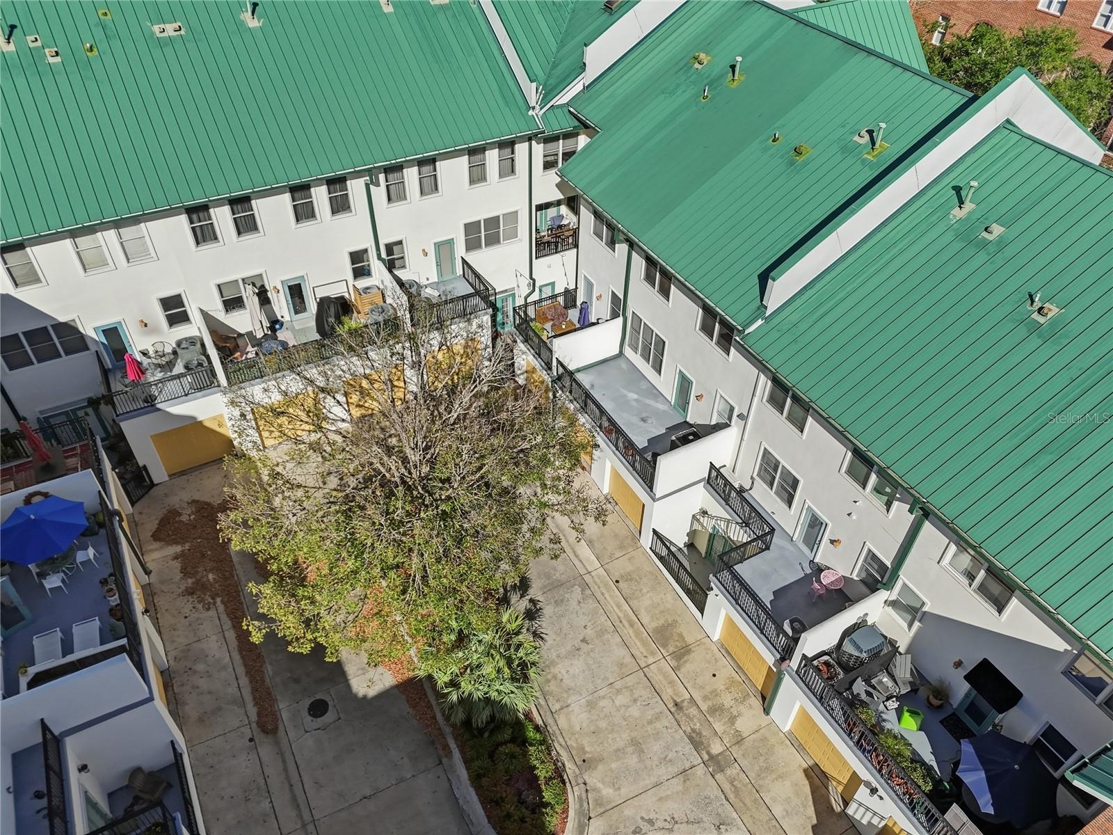 REGENTS PARK - Residential