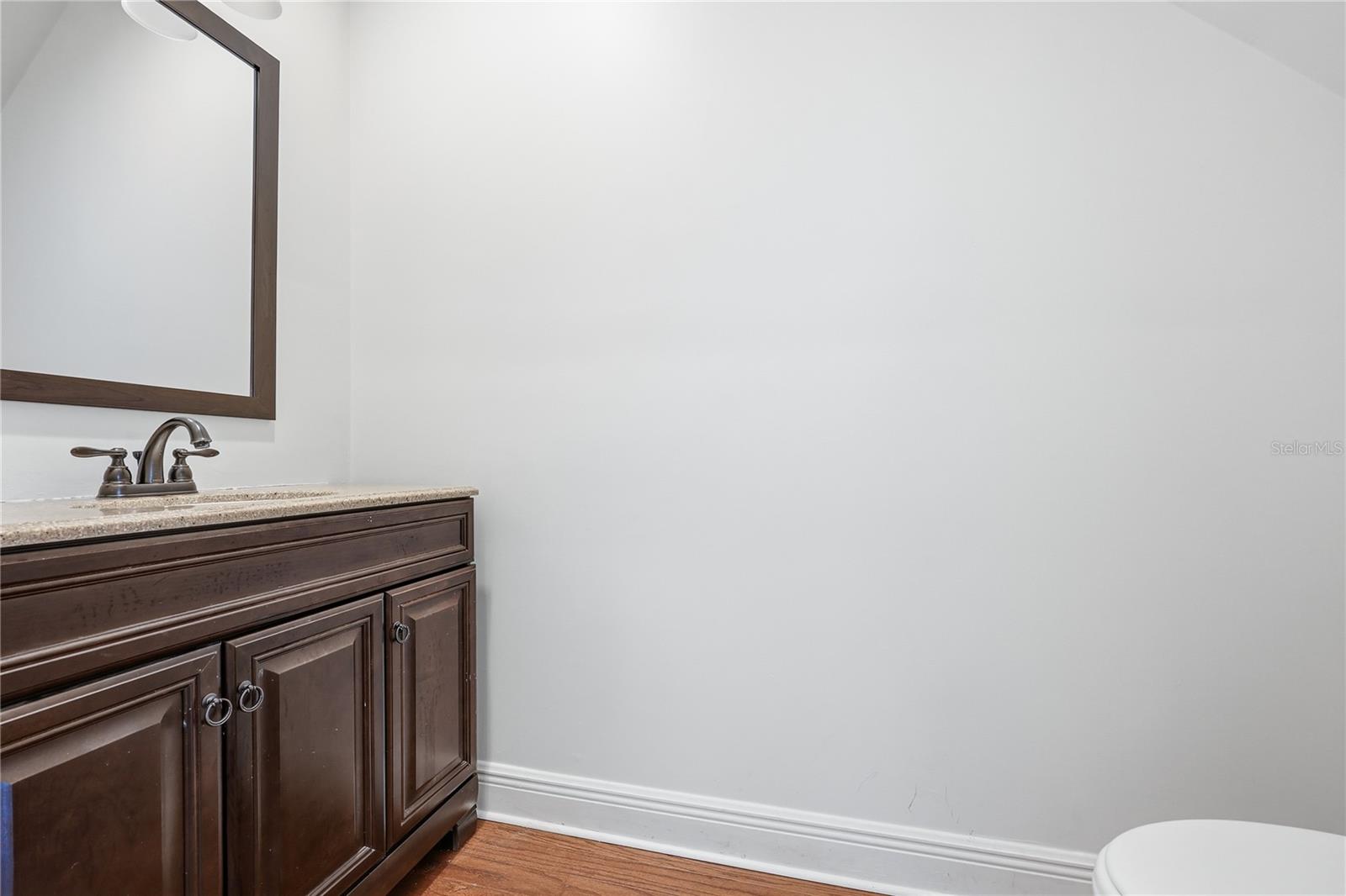 REGENTS PARK - Residential