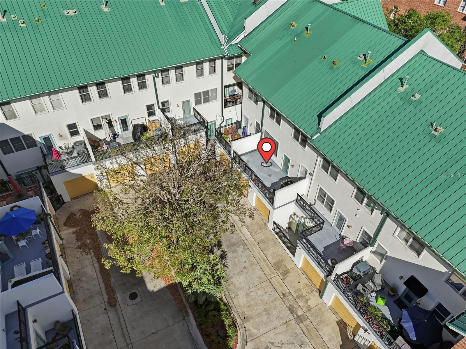 REGENTS PARK - Residential