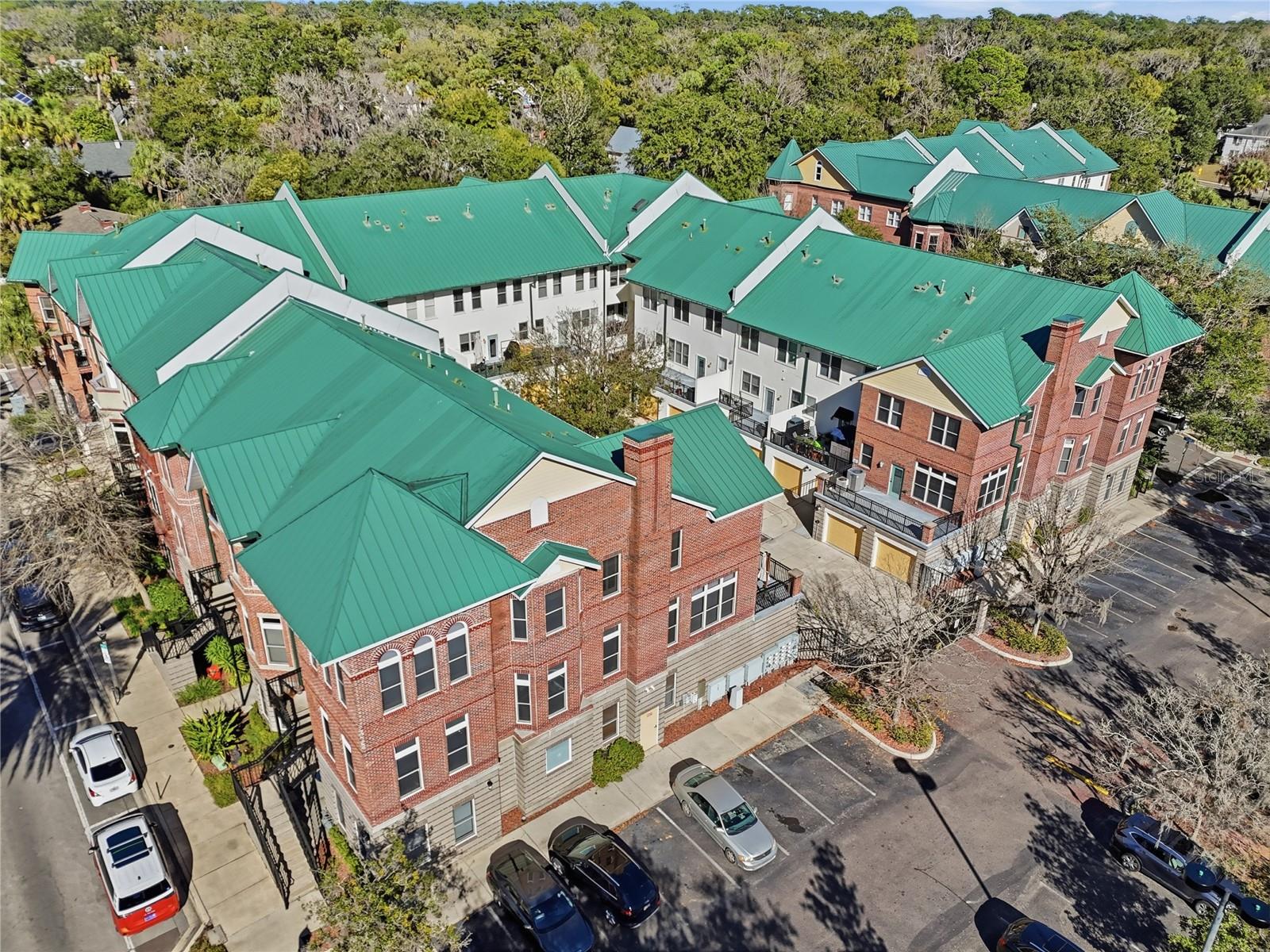 REGENTS PARK - Residential