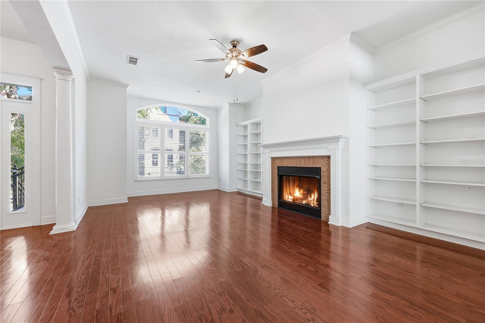 REGENTS PARK - Residential