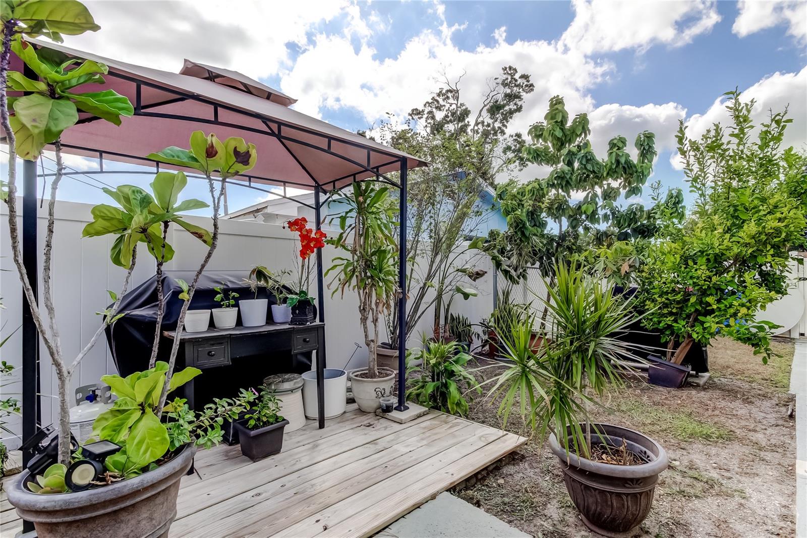 ROCKY POINT VILLAGE UNIT 4 - Residential