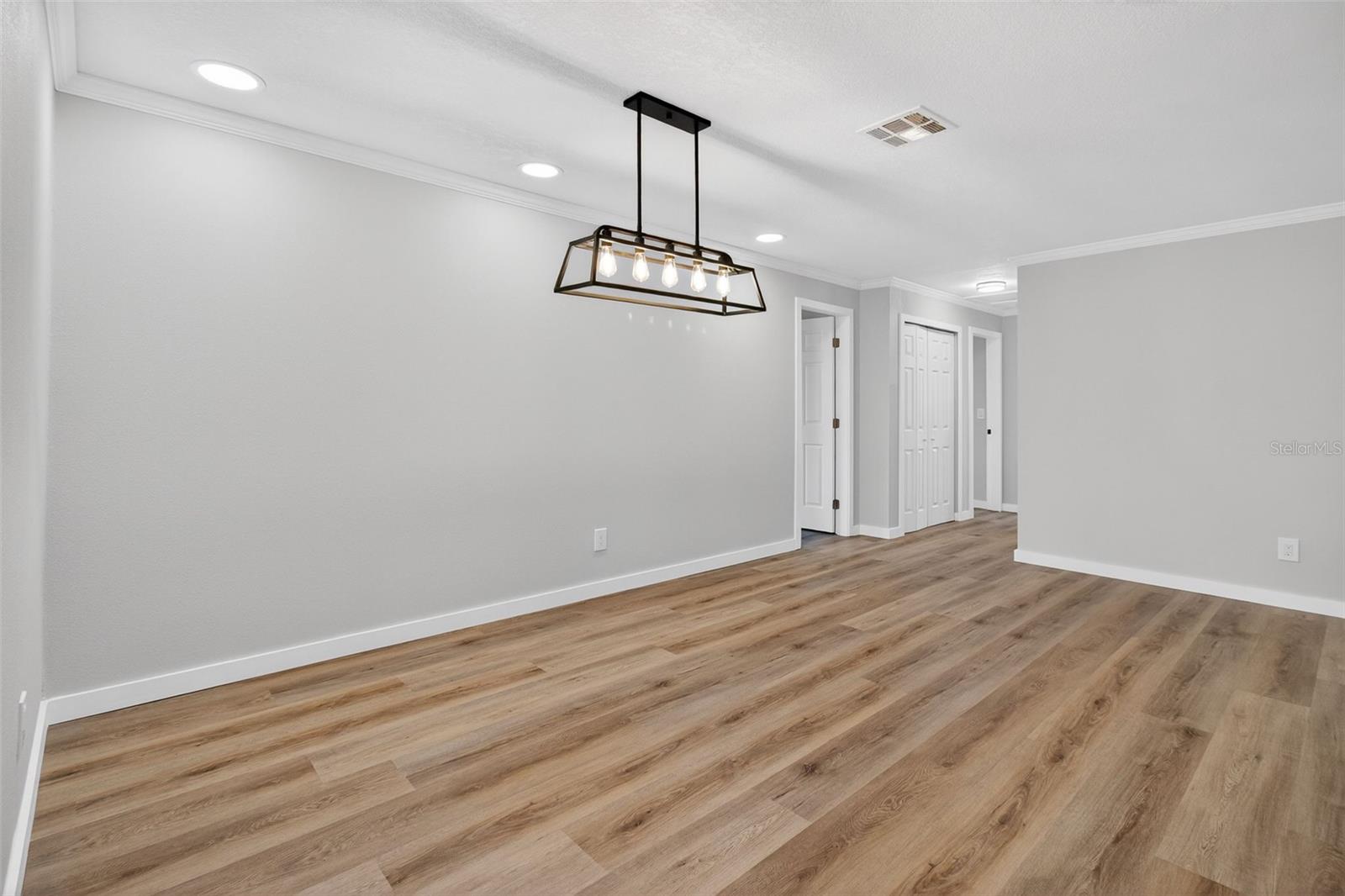 SHORE ACRES PT REP OF 2ND REP OF VENICE SE - Residential