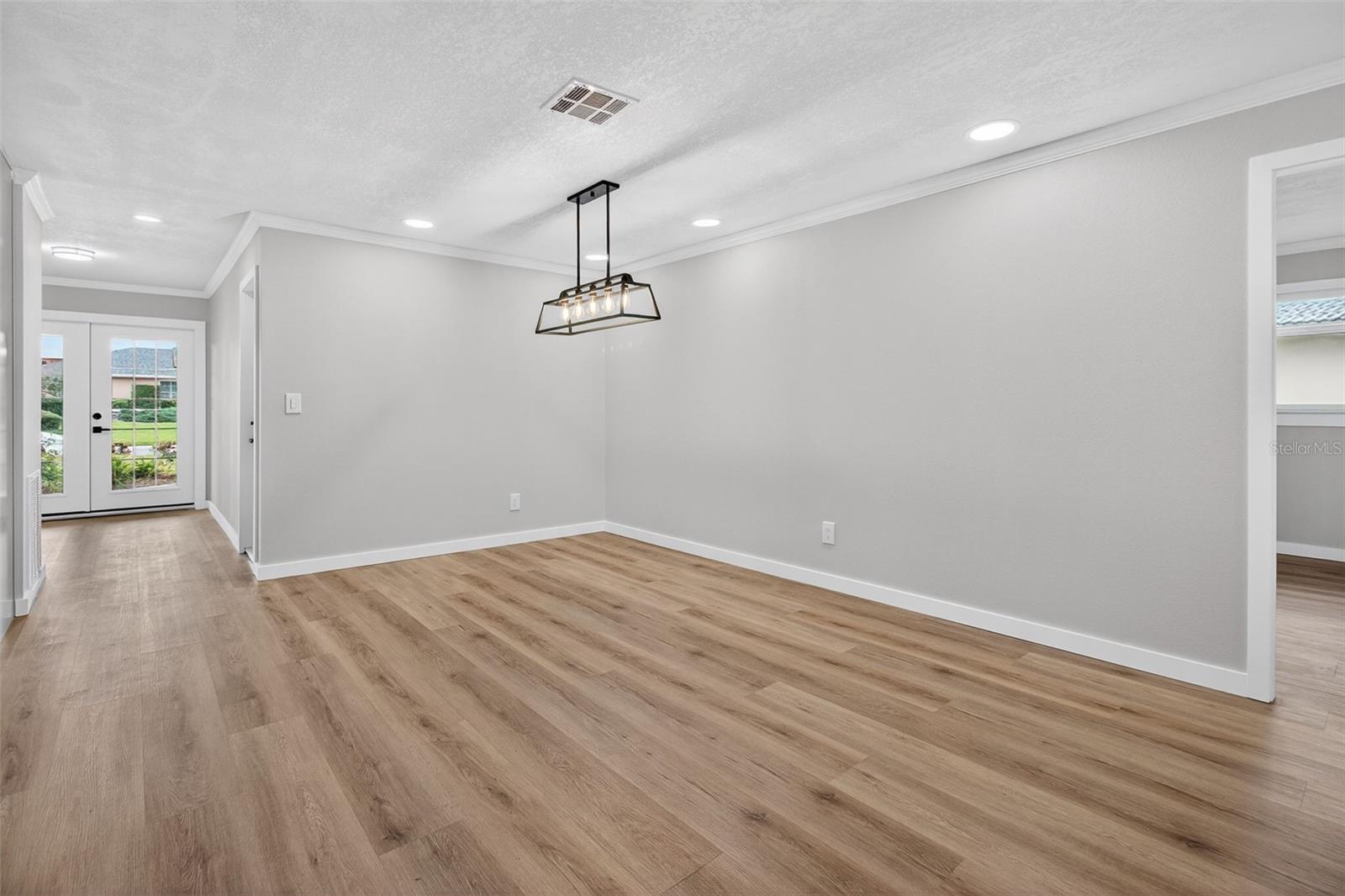 SHORE ACRES PT REP OF 2ND REP OF VENICE SE - Residential