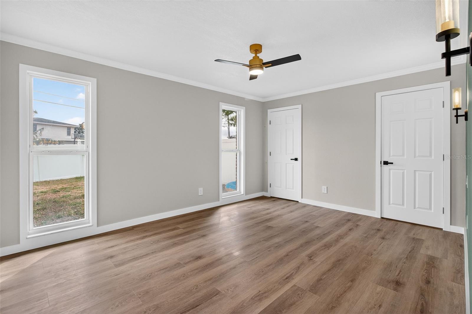 SHORE ACRES PT REP OF 2ND REP OF VENICE SE - Residential