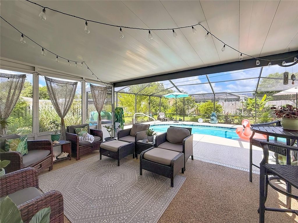 Photo of 302 S Tyler Street, Beverly Hills, FL 34465 (MLS # OM725220)