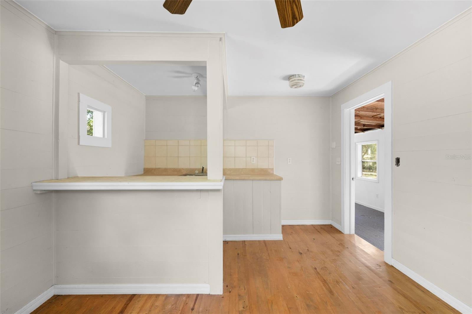 UNREC TRACTS IN 01-21S-20E - Residential