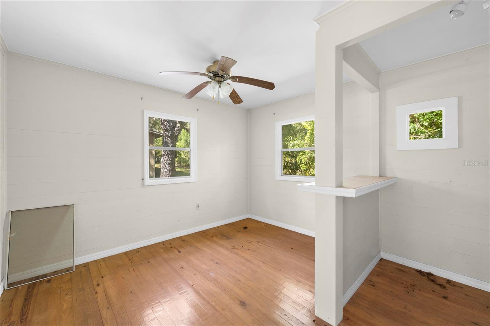 UNREC TRACTS IN 01-21S-20E - Residential