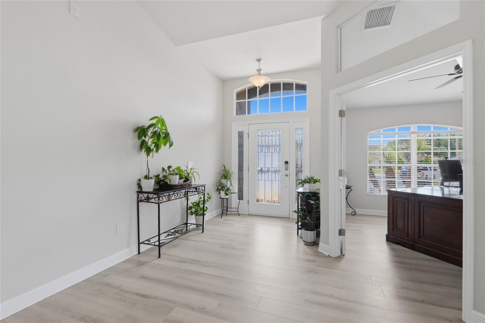 2453 ADDINGTON PLACE