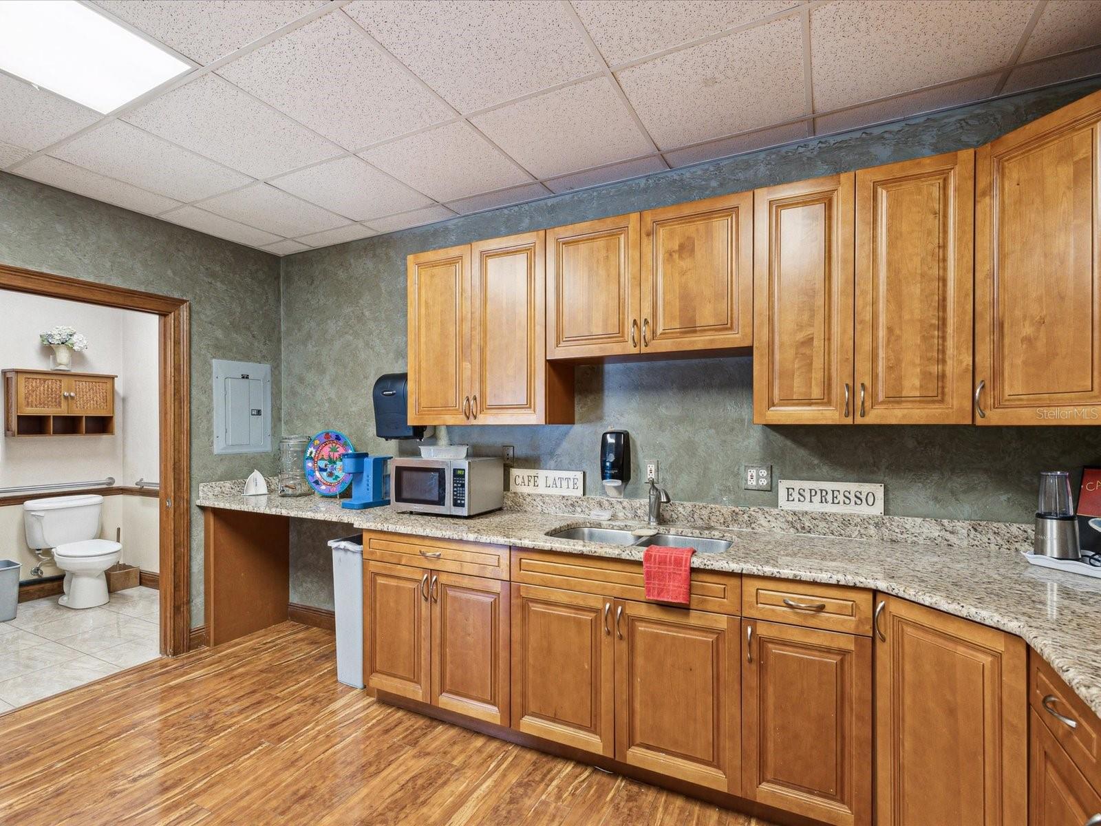 CHESTERVILLA MUNDAYS ADD - Commercial Sale
