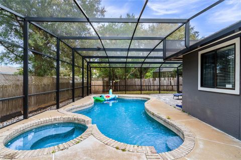 A home in APOPKA