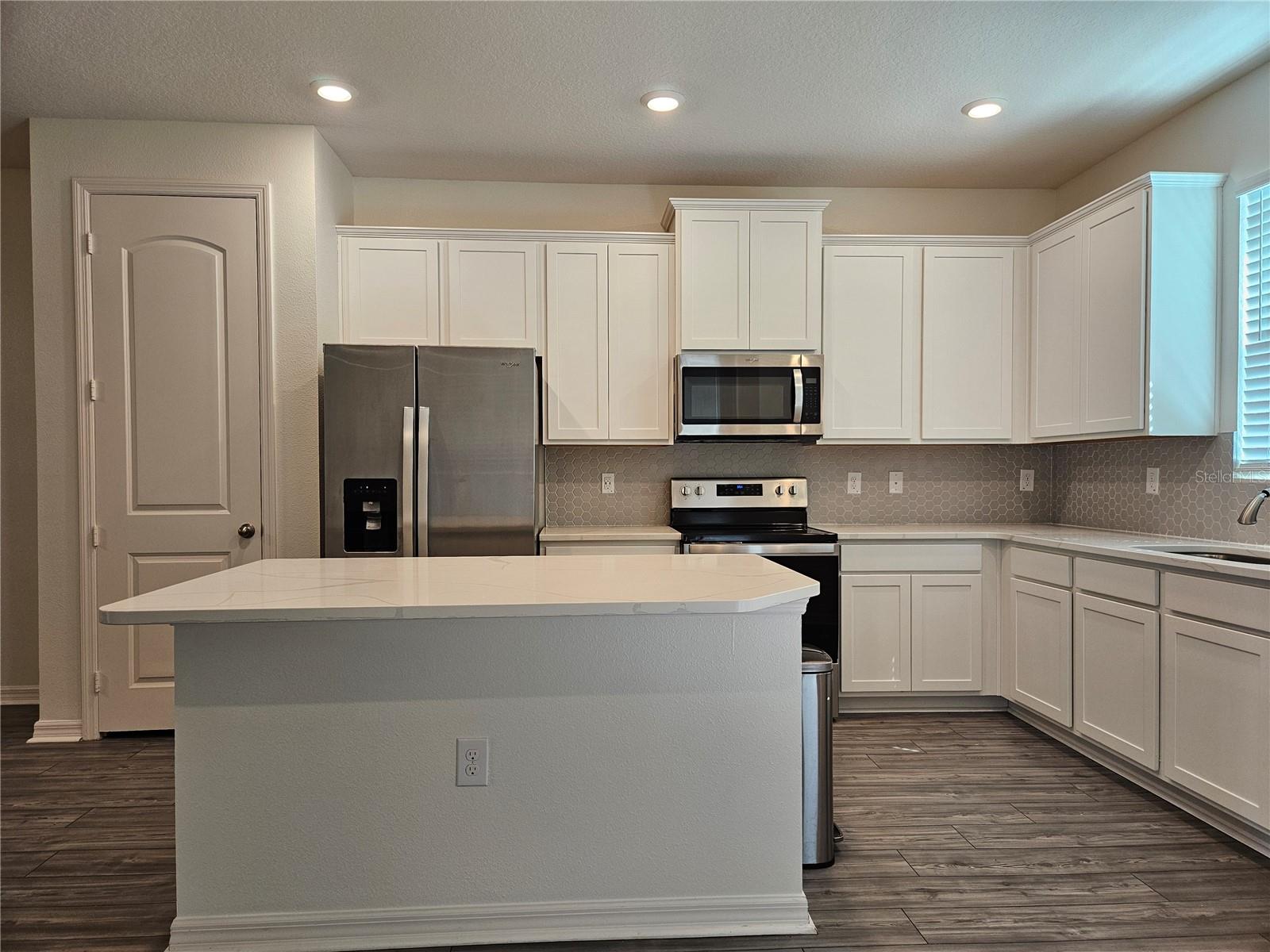 MIRADA - Residential Lease