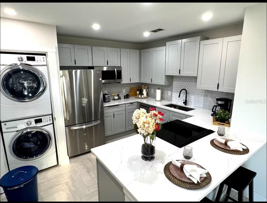 Photo of 1756 2nd Street NE, Winter Haven, FL 33881 (MLS # P4935670)