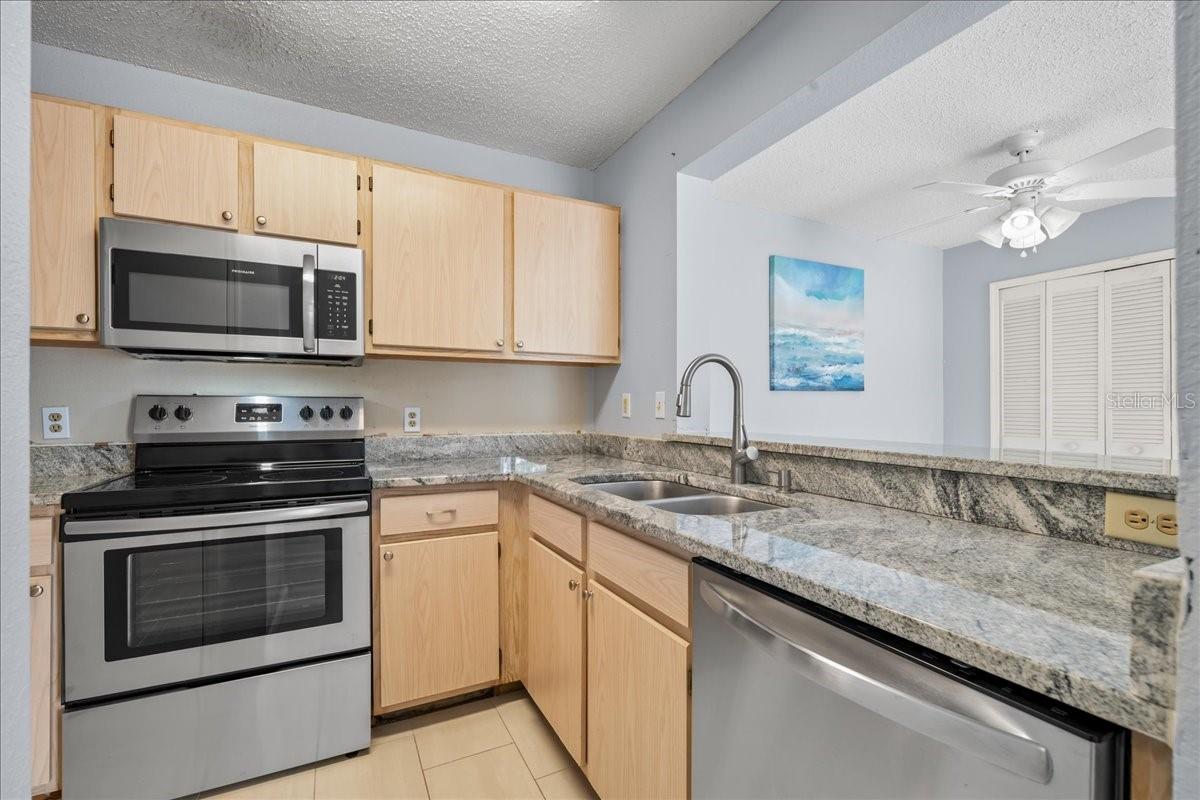 WINDSOR PARK AT GAINESVIL - Residential