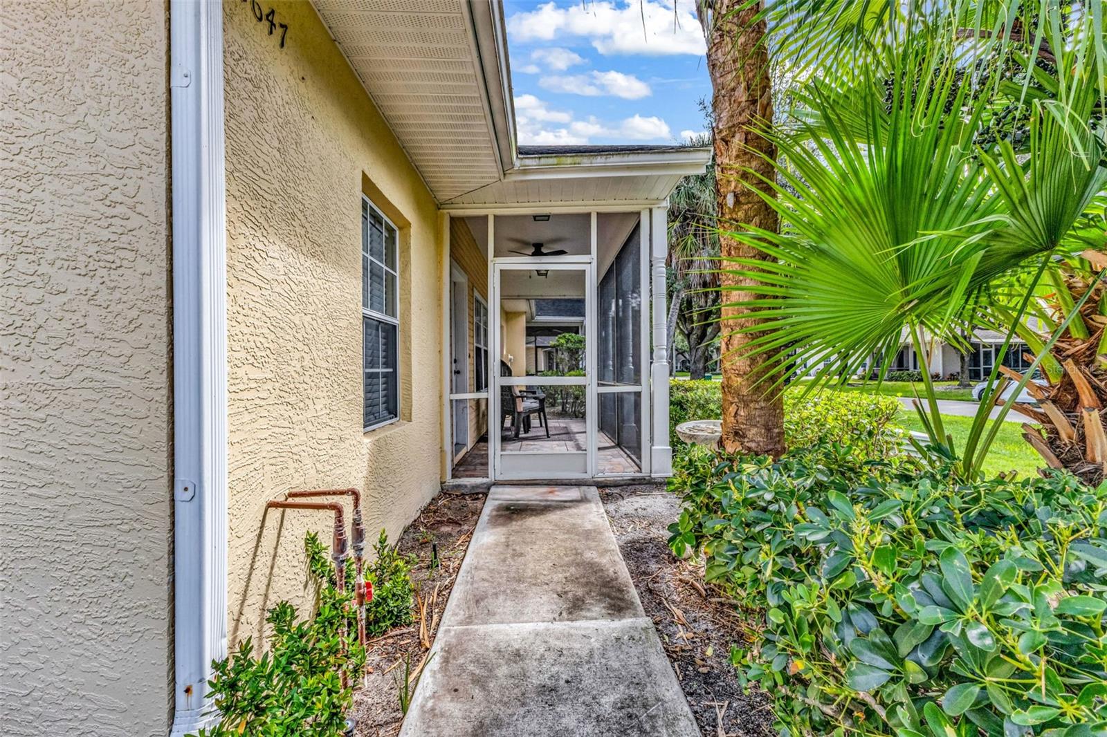 HERITAGE OAK PARK 03 - Residential Lease