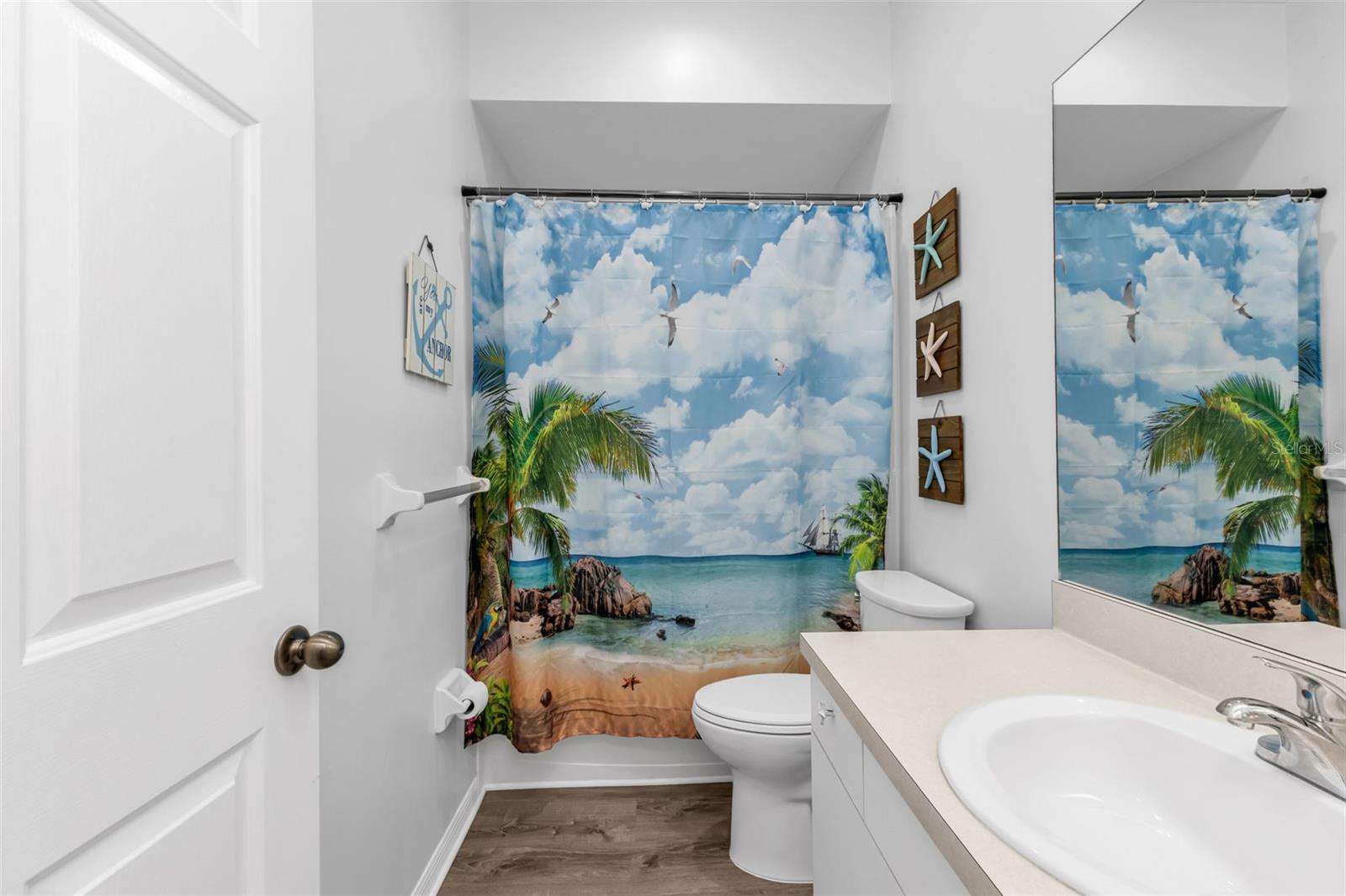 HERITAGE OAK PARK 03 - Residential Lease