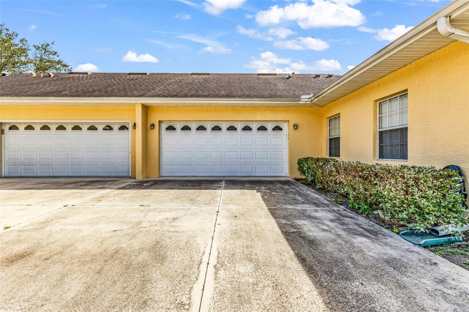 HERITAGE OAK PARK 03 - Residential Lease