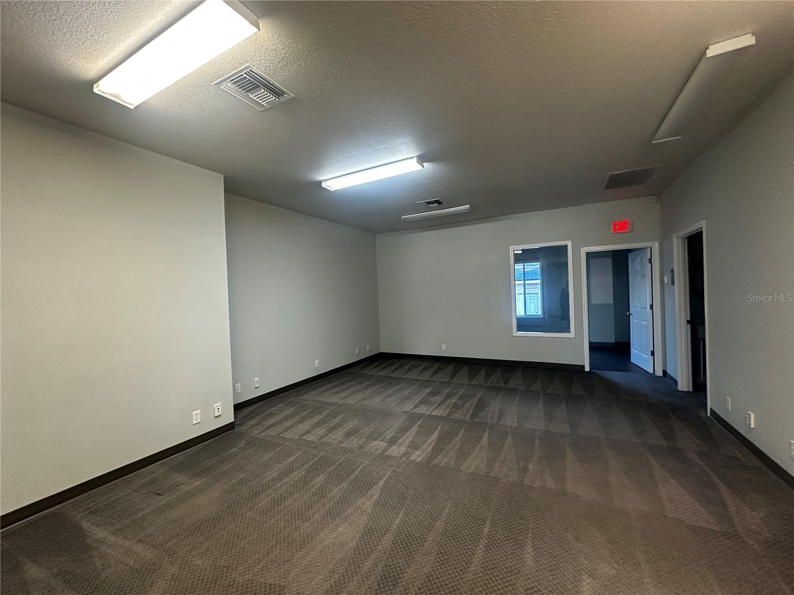 OAKHURST PROFESSIONAL PARK - Commercial Lease