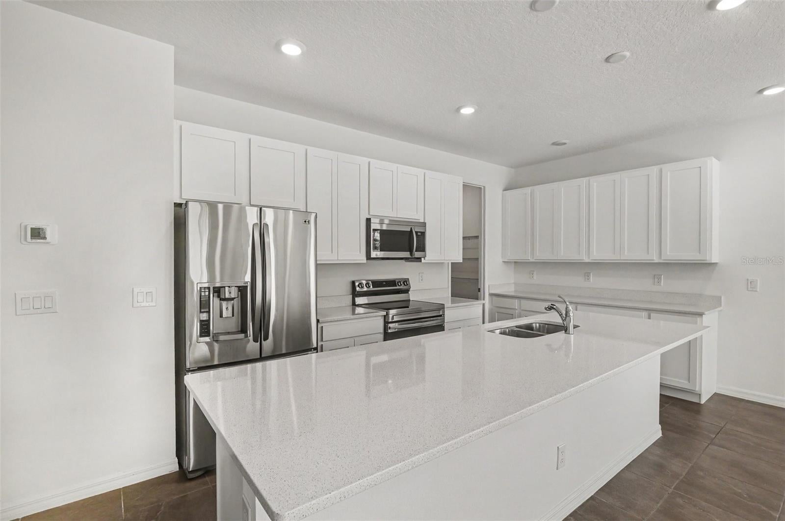 1034 ALABASTER WAY