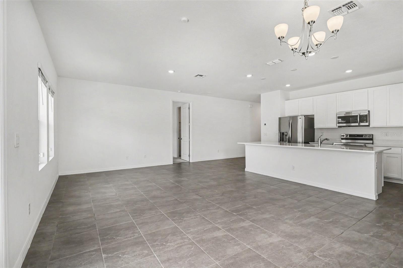 1034 ALABASTER WAY