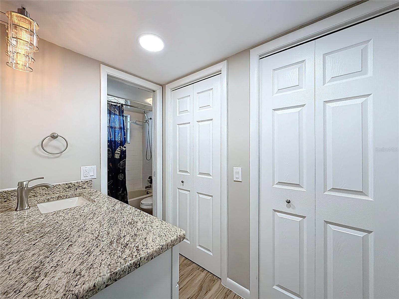 HIGHLAND WOODS - Residential