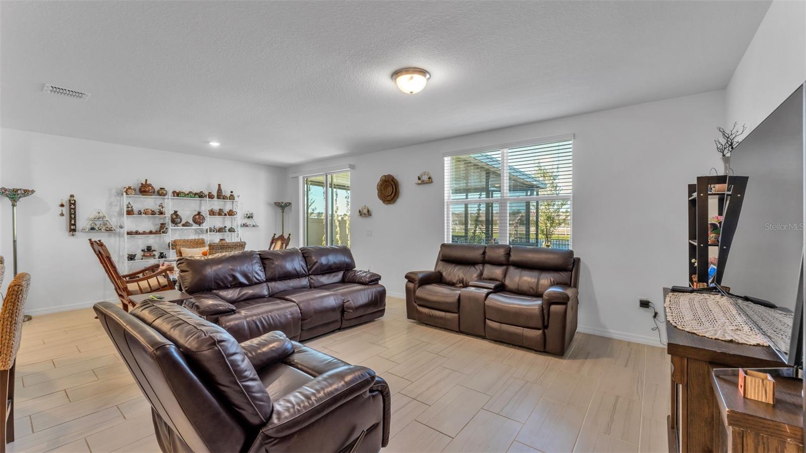 VILLAMAR PH 5 - Residential