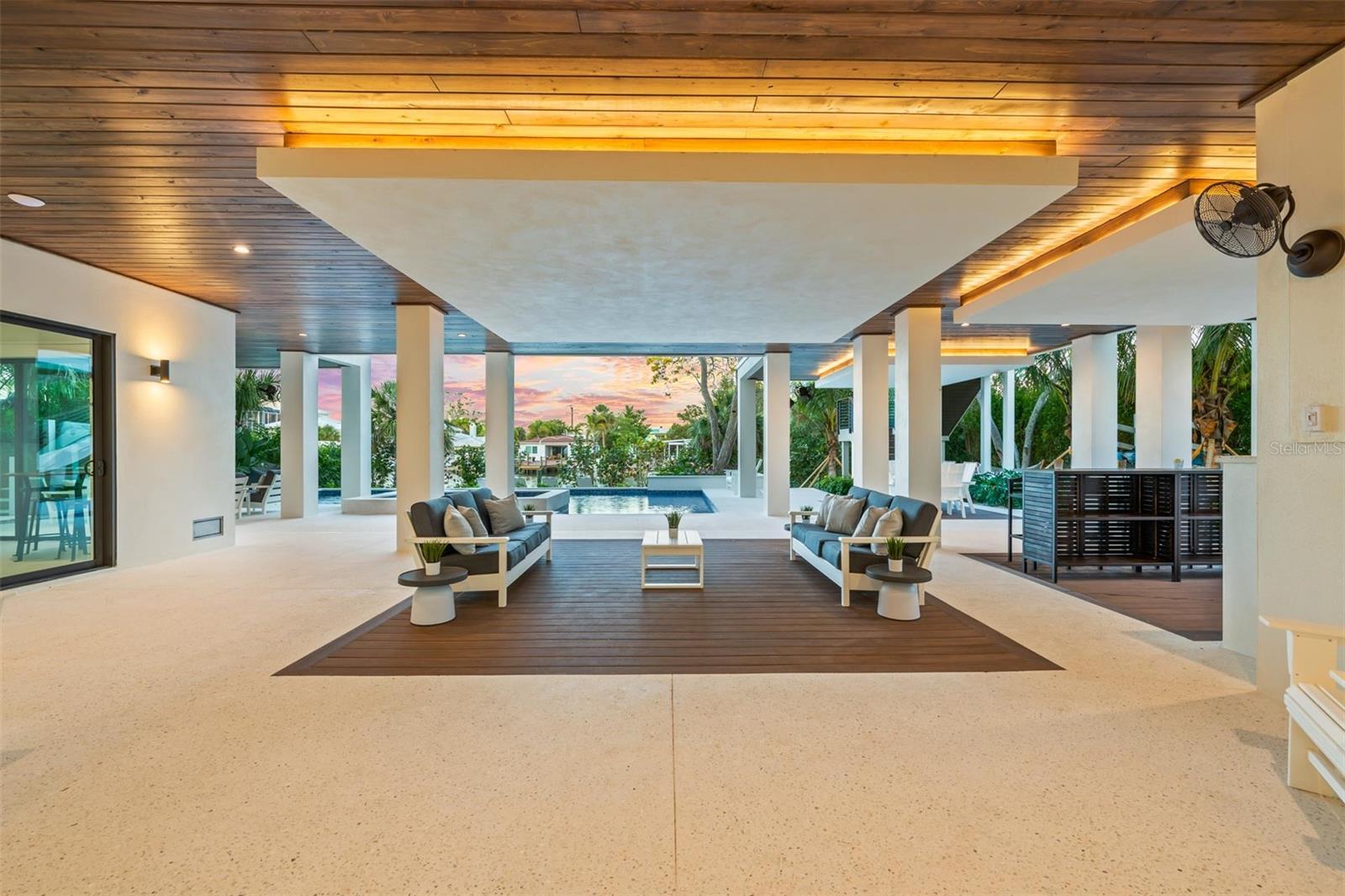 24 N POLK DRIVE