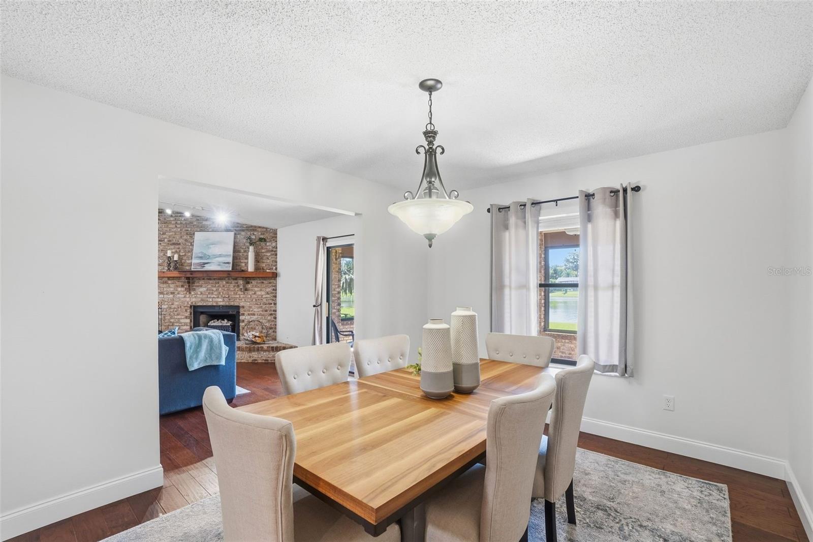 BRYAN CAVE ESTATES - Residential