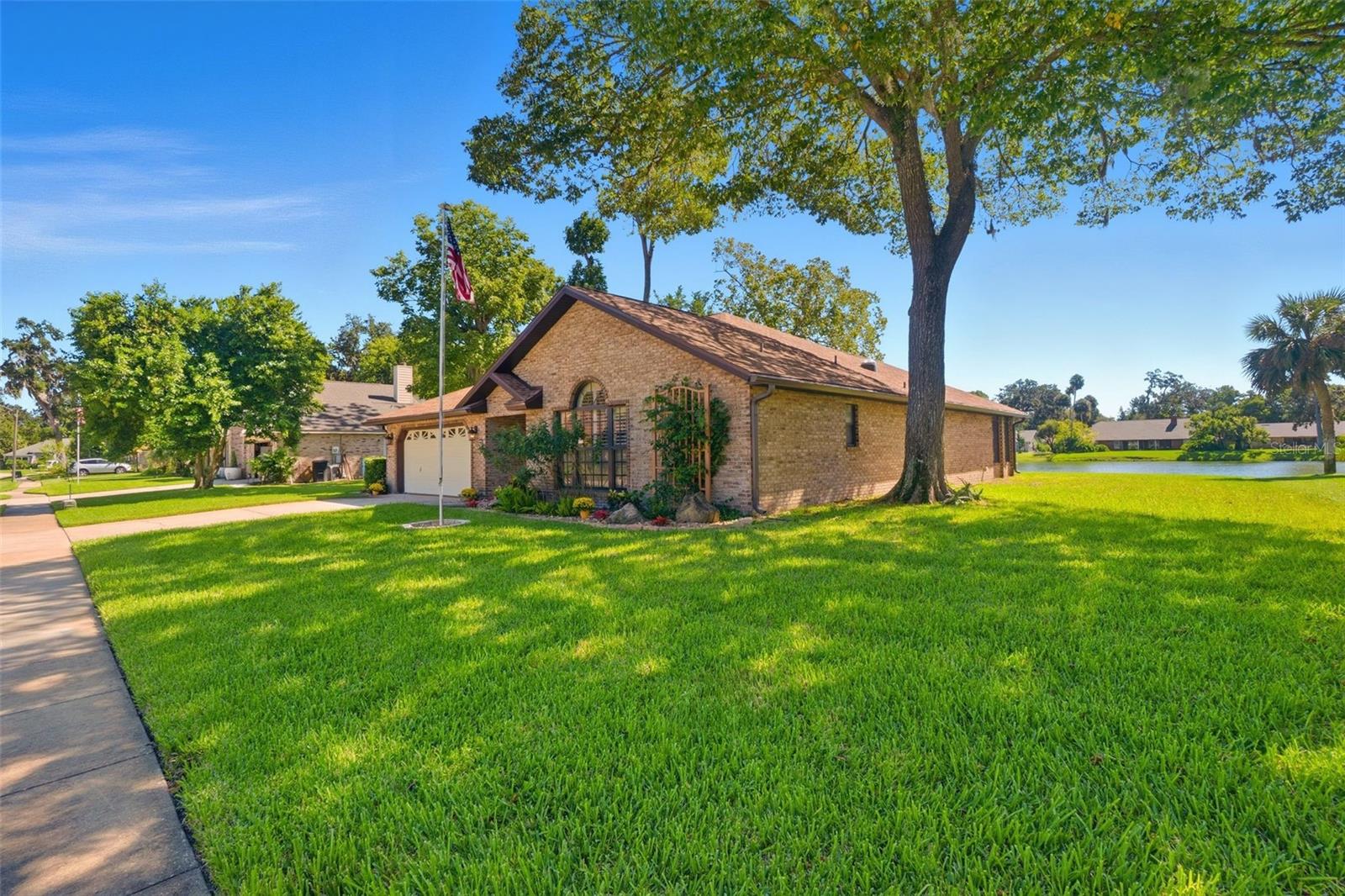 61 BRYAN CAVE ROAD