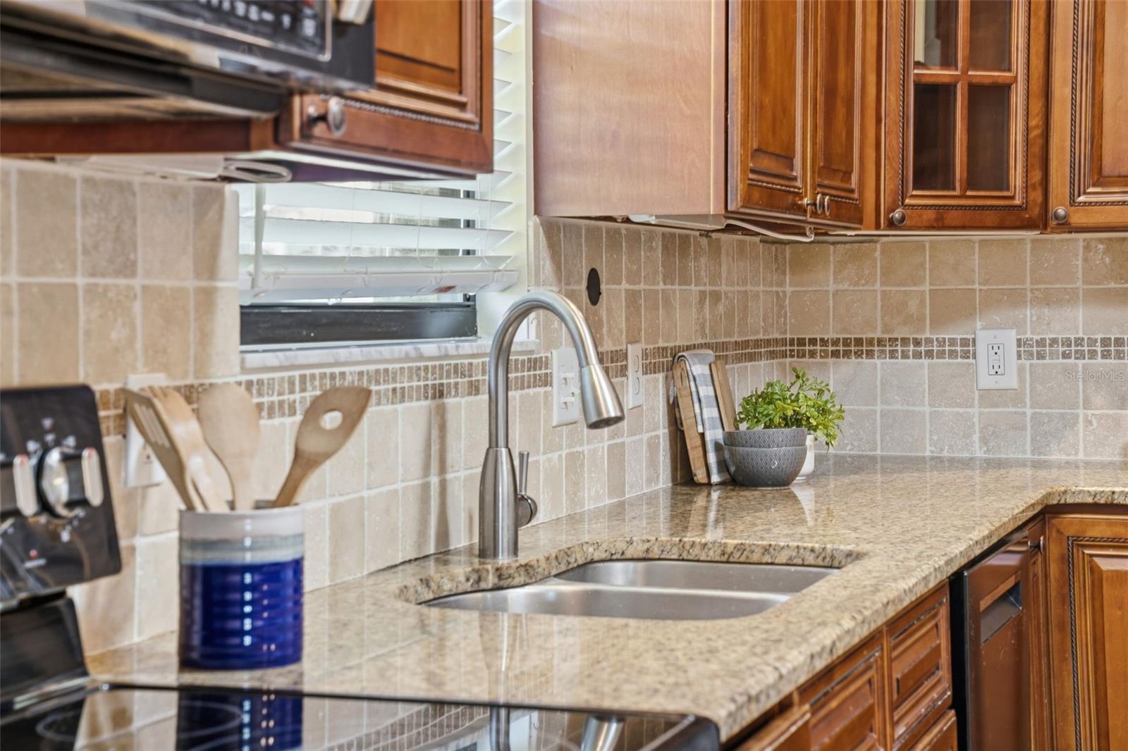 BRYAN CAVE ESTATES - Residential