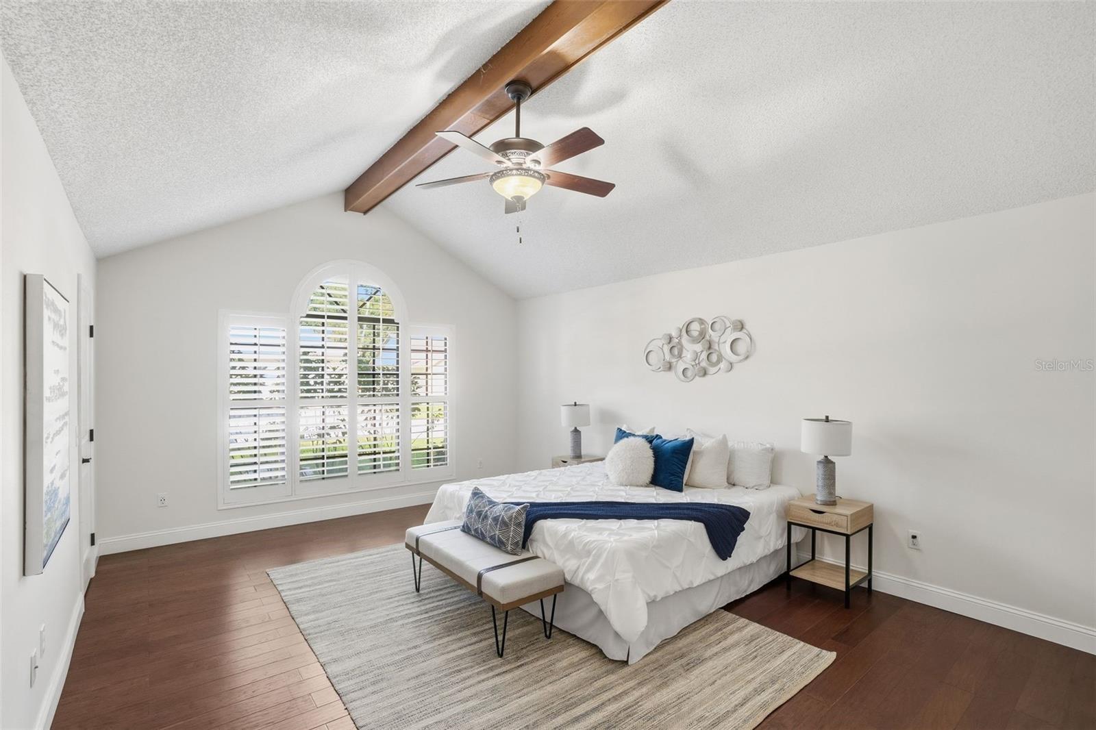 BRYAN CAVE ESTATES - Residential