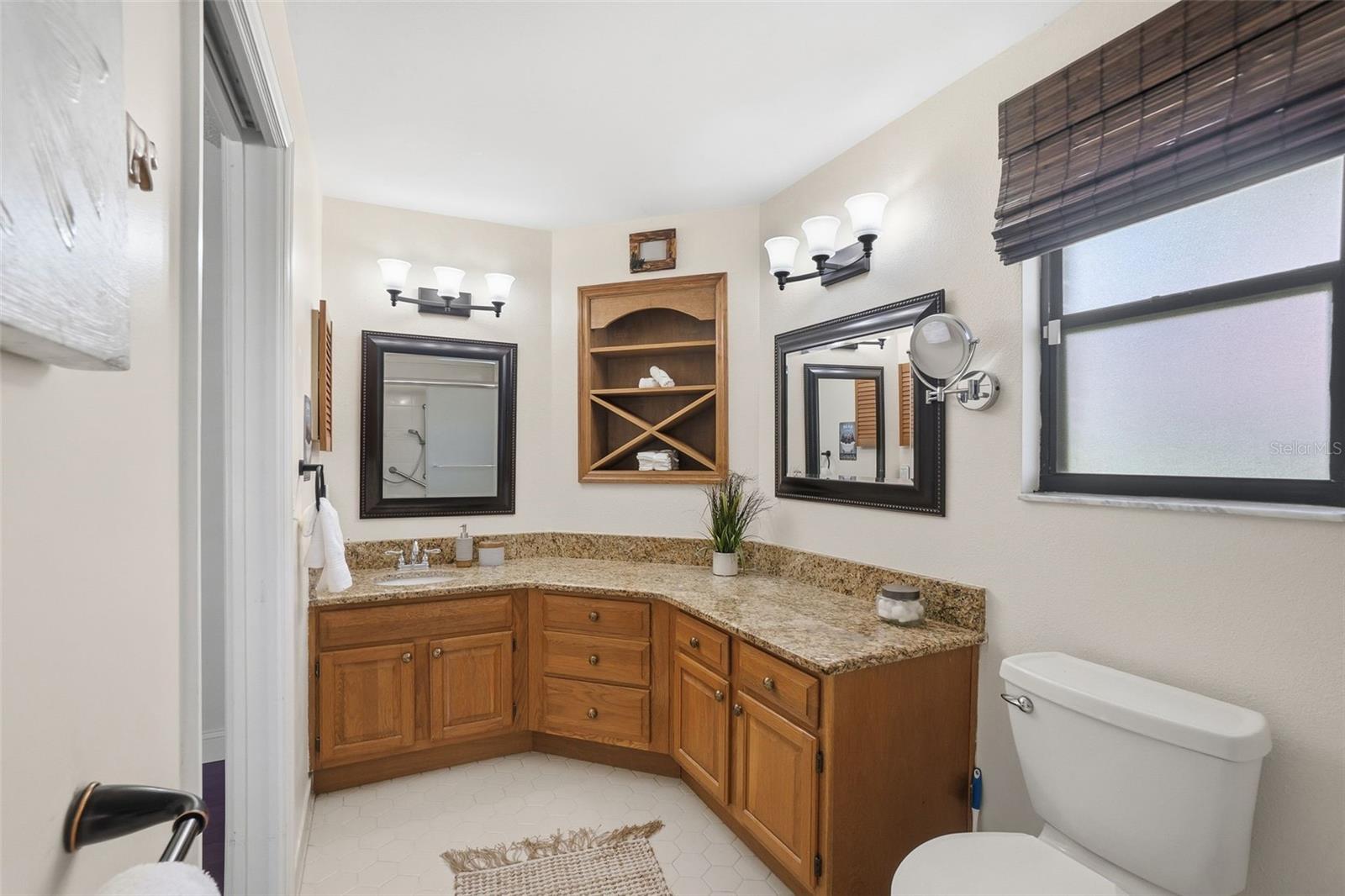 BRYAN CAVE ESTATES - Residential