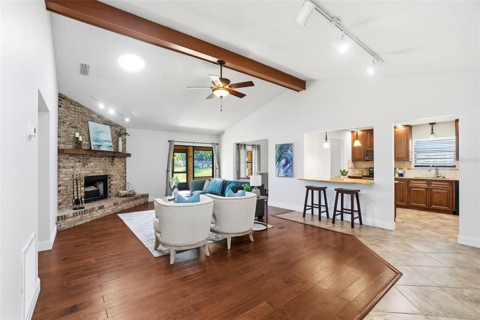 61 BRYAN CAVE ROAD