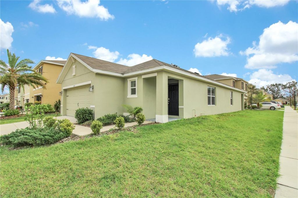 Photo of 3503 Diamond Leaf Court, Valrico, FL 33594 (MLS # TB8379498)