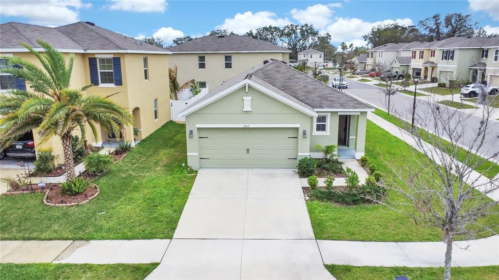 Photo of 3503 Diamond Leaf Court, Valrico, FL 33594 (MLS # TB8379498)