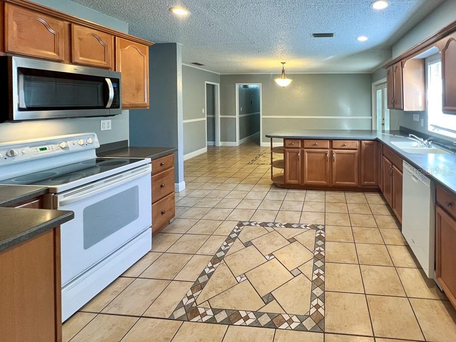 NORTHWOOD WEST - Residential Lease