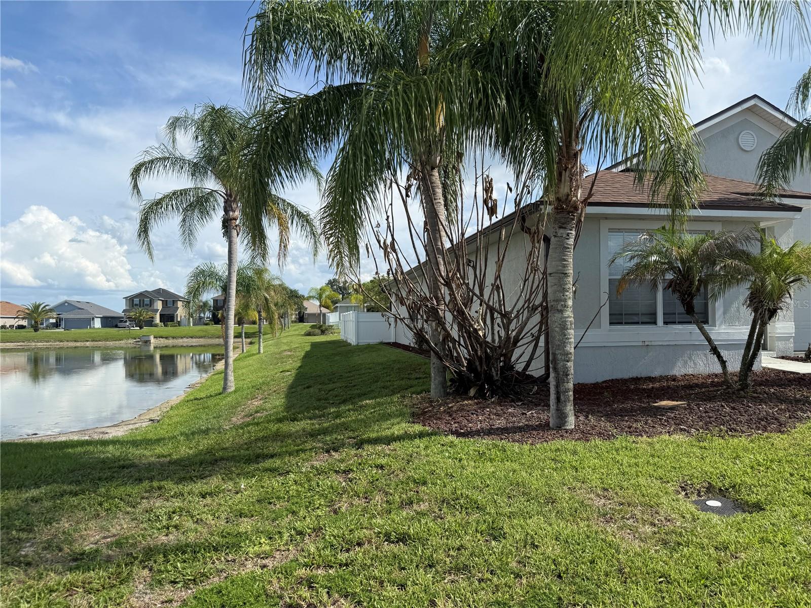 4112 ISLAND LAKES DRIVE