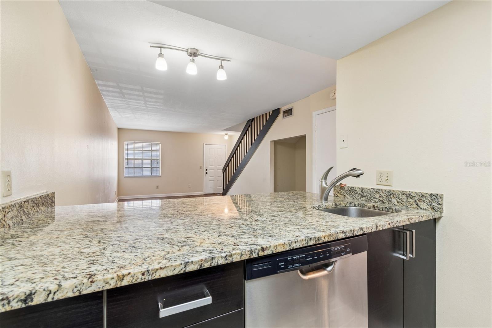 WESTSHORE CLUB II - Residential