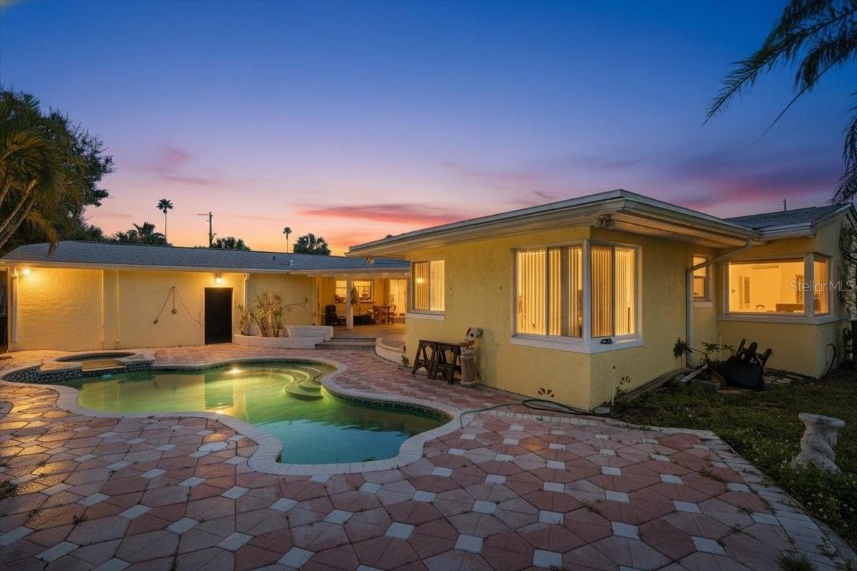 16007 GULF BOULEVARD