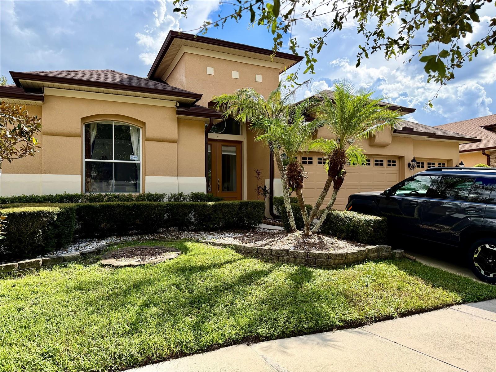 8494 LAKE WAVERLY LANE