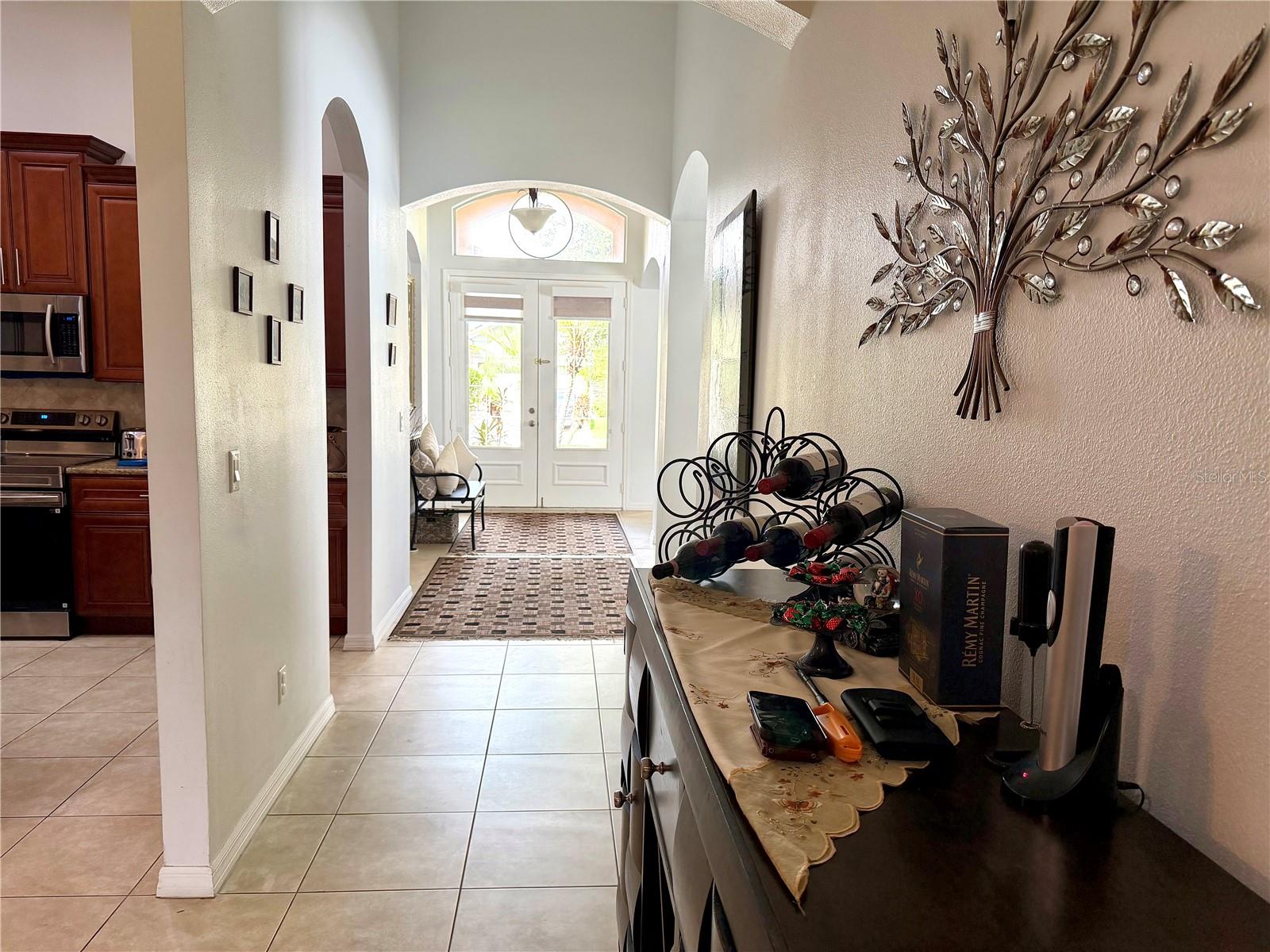 8494 LAKE WAVERLY LANE