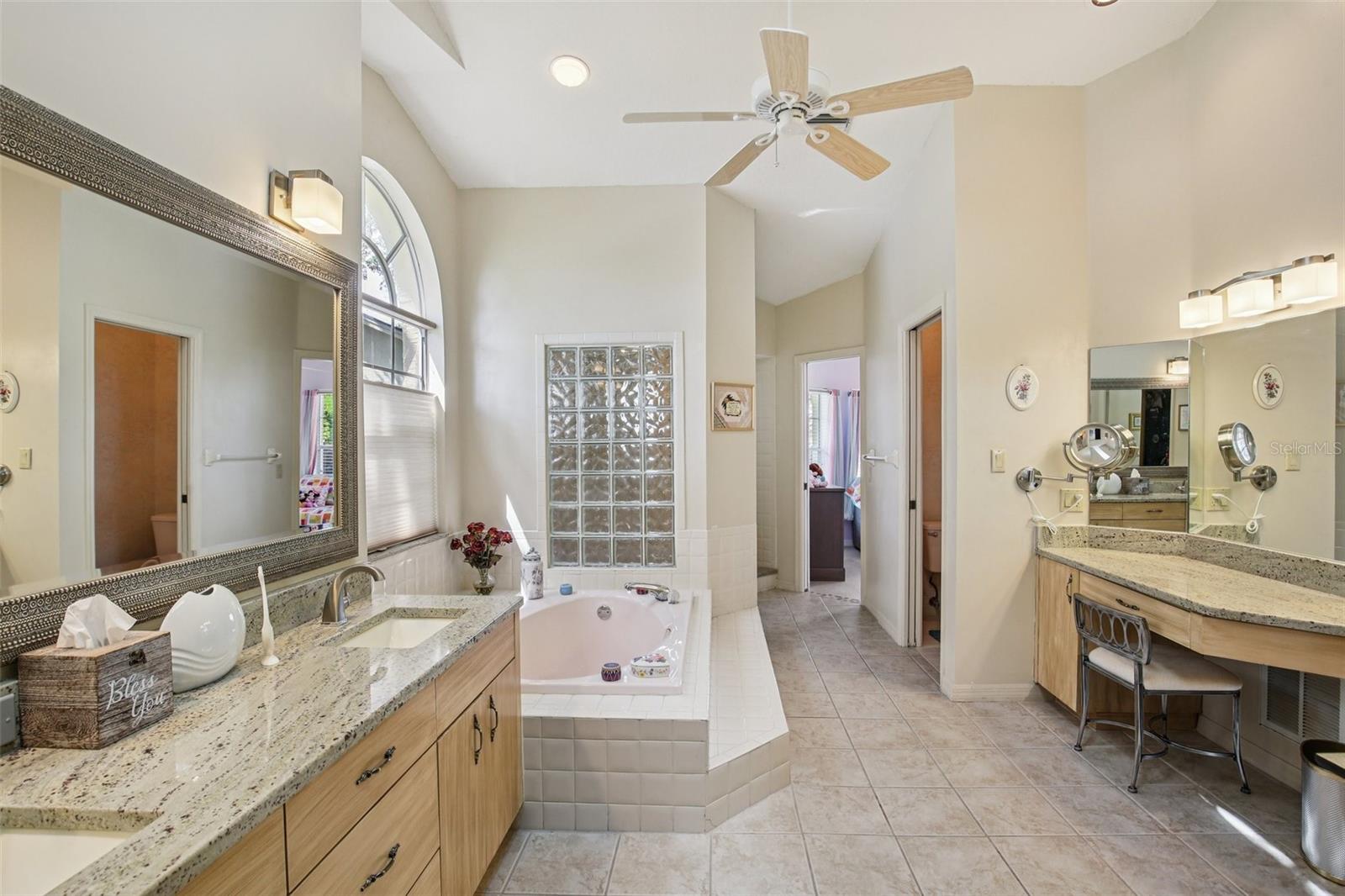 SEABROOKE - Residential