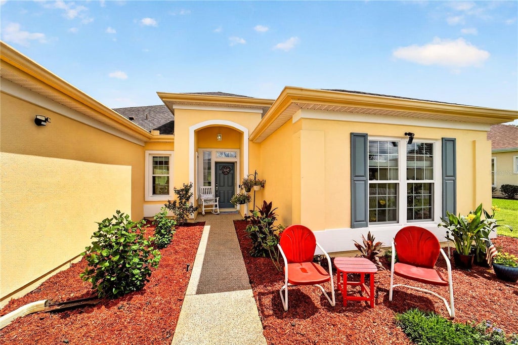 Photo of 12945 SE 93 Circle, Summerfield, FL 34491 (MLS # OM732067)