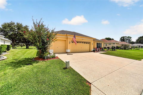 Tiny photo for 12945 SE 93 Circle, Summerfield, FL 34491 (MLS # OM732067)