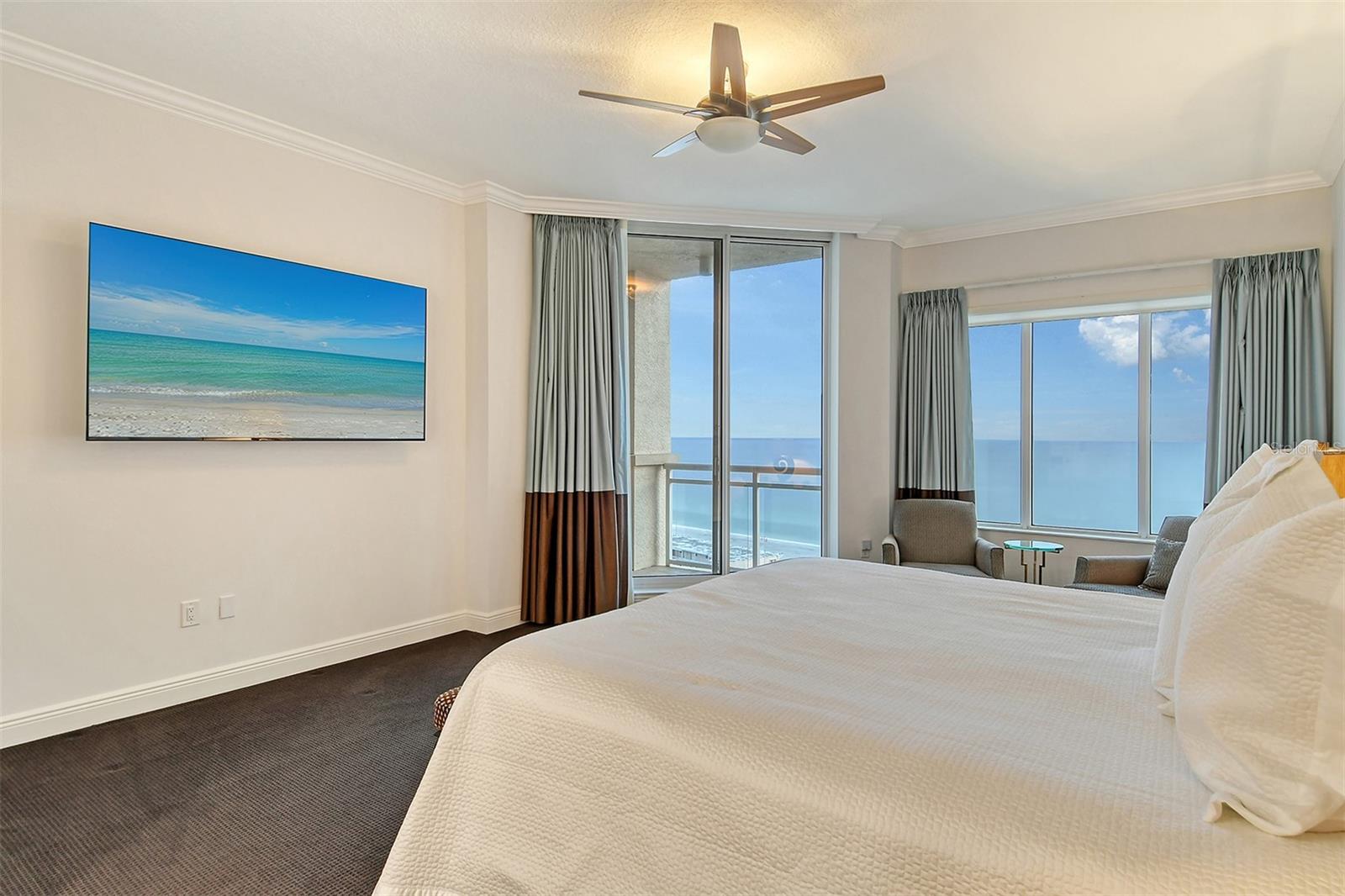 THE BEACH RESIDENCES - Residential