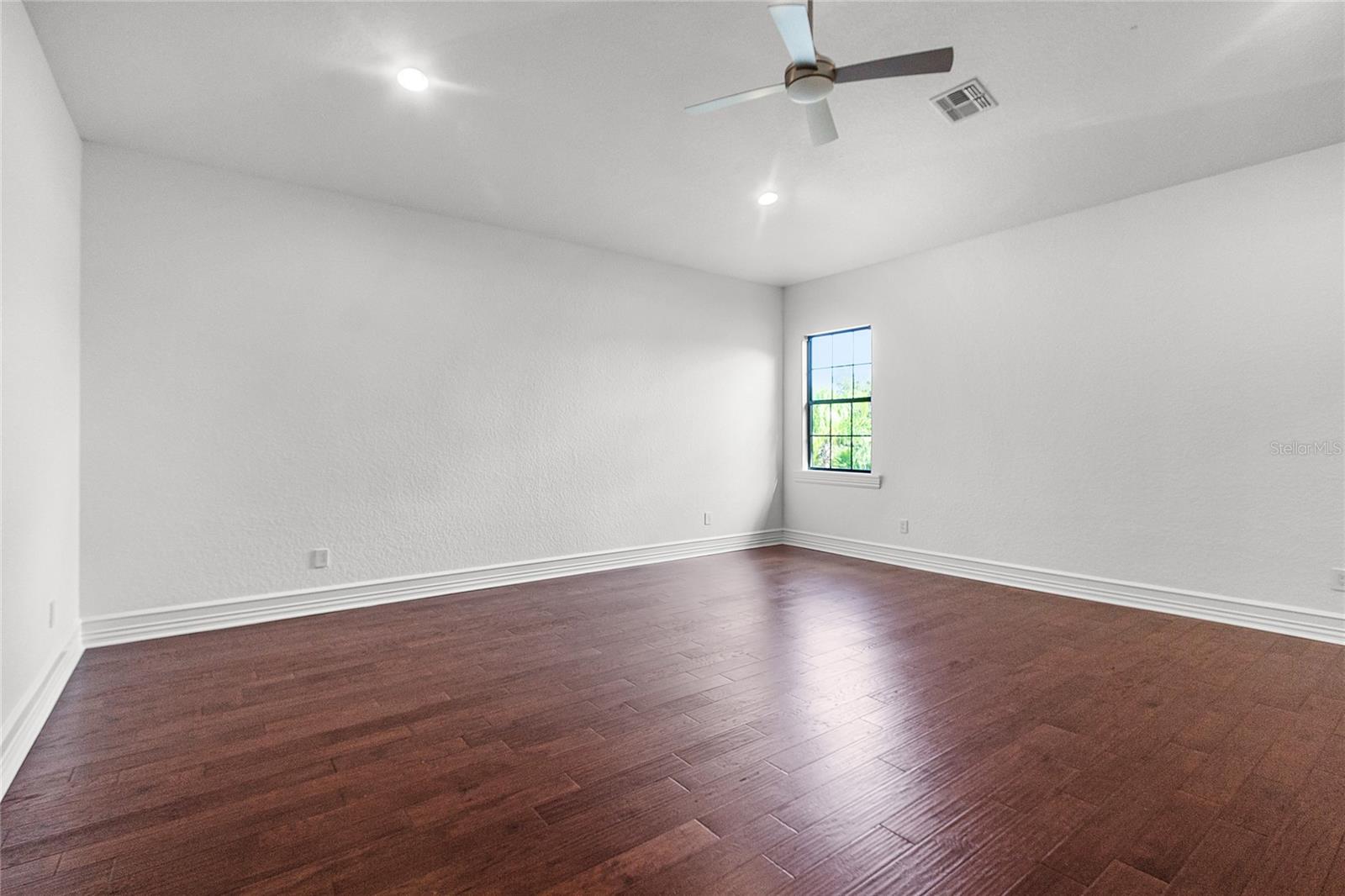 KEENES POINTE 46/104 - Residential